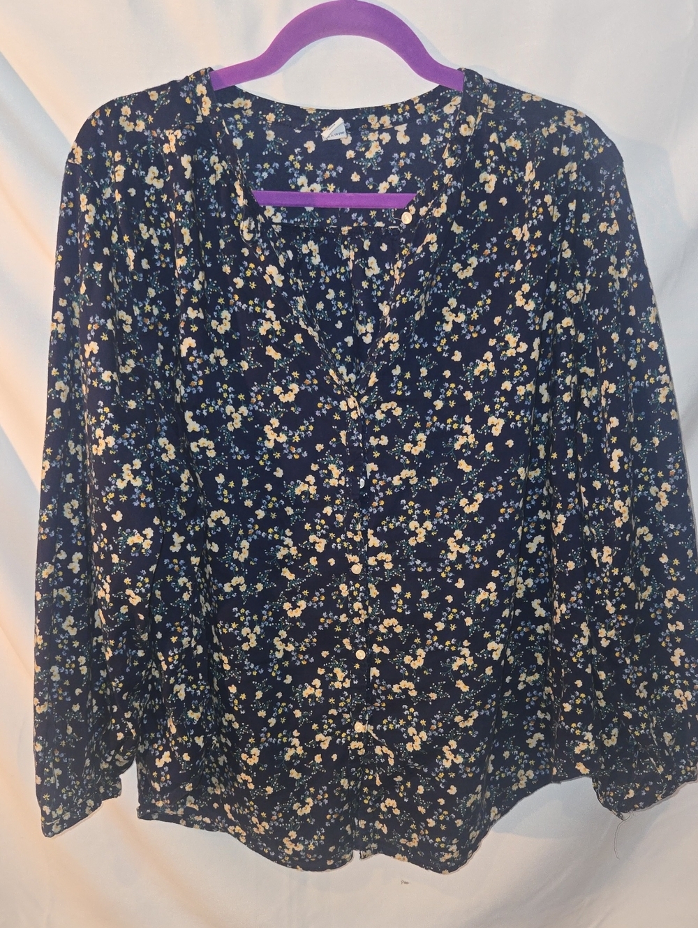 Old Navy Navy Floral V-Neck Long Sleeve Blouse